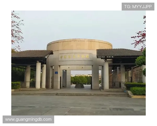 梅州客家文化的传承与创新发展推动地方经济与社会融合进步 梅州客家文化的传承与创新发展推动地方经济与社会融合进步