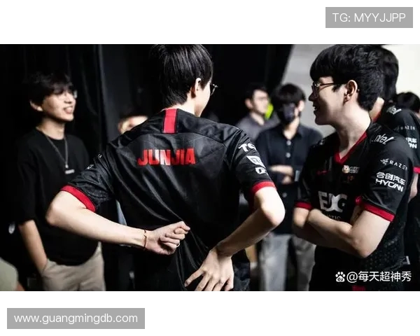 TES以69分领跑世界大师赛积分榜争夺战激烈进行中