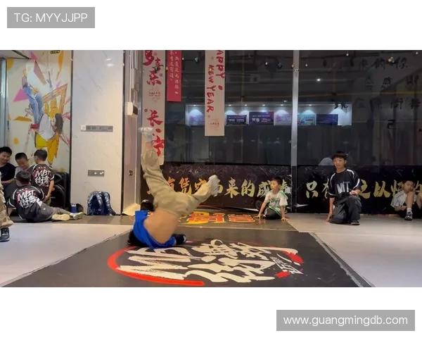 街舞盛宴：深入广州街舞队的战术与风格解析