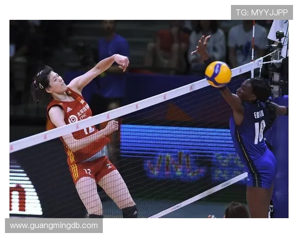 重庆排球队包夹战术解析与排球热点深度剖析