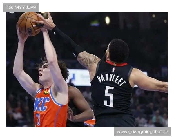 2013年NBA季后赛火箭与雷霆的激烈对决与精彩瞬间回顾 2013年NBA季后赛火箭与雷霆的激烈对决与精彩瞬间回顾