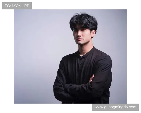 崔永熙:从青年才俊到行业领袖的成长之路与人生哲学探讨 崔永熙:从青年才俊到行业领袖的成长之路与人生哲学探讨