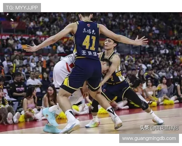 广州龙狮与日本球队精彩对决录像回顾及赛后分析